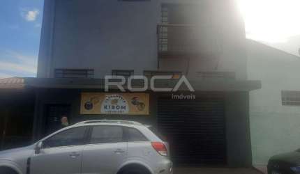 Casa Padrão à venda na Vila Izabel, São Carlos - 3 dormitórios e garagem coberta