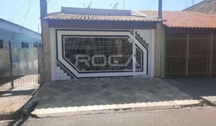 Casa padrão à venda no Jardim Jóckei Club A em São Carlos