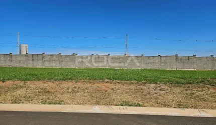 Terreno à venda no Jardim Jóckei Club A, São Carlos | Ótima oportunidade!