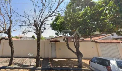 Casa Padrão à venda com 3 dormitórios no Parque Santa Marta, São Carlos