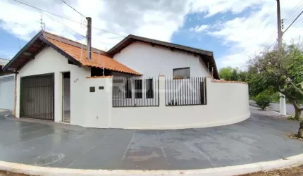 Casa Padrão com 3 Dormitórios em Residencial Samambaia, São Carlos