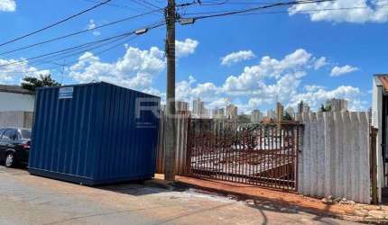 Apartamento Padrão à venda no Centro de São Carlos, 2 dormitórios e 1 suíte