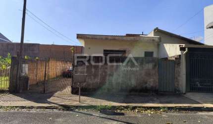 Casa à venda no bairro Jardim Munique em São Carlos: 2 dormitórios, 4 garagens