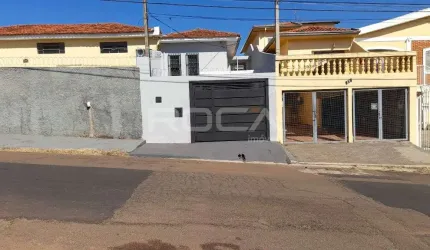 Linda casa à venda em Vila Boa Vista 1, São Carlos - 3 dormitórios, suíte e 2 garagens!