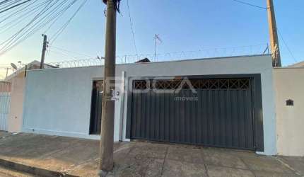 Linda casa à venda em Boa Vista, São Carlos - 3 dormitórios e garagem coberta