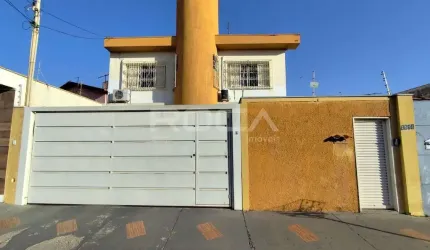 Lindo Sobrado para Alugar no Centro de São Carlos - 5 Dormitórios e Infraestrutura Completa
