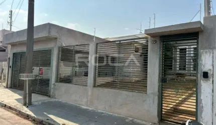 Casa à venda na Vila Faria, São Carlos - 3 dormitórios, suíte e 2 garagens