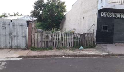 Venda de Terreno / Padrão na cidade de São Carlos