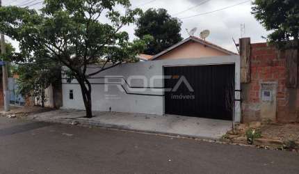 Casa padrão à venda no bairro Zavaglia em São Carlos