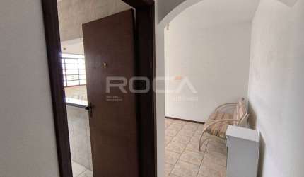 Confortável apartamento padrão com 2 dormitórios no Jardim Nova Santa Paula