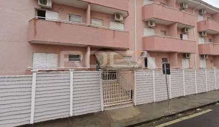 Apartamento mobiliado e completo para alugar no bairro Jardim Lutfalla em São Carlos