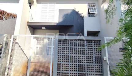 Casa de padrão no Recreio dos Bandeirantes - São Carlos