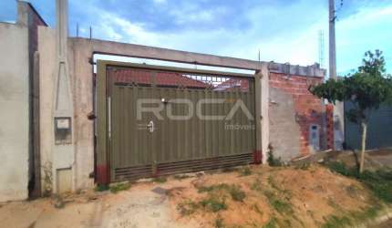 Casa de padrão para alugar no bairro Ipê Mirim em São Carlos