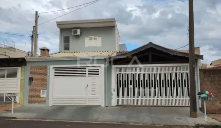 Venda de Casas / Padrão na cidade de São Carlos