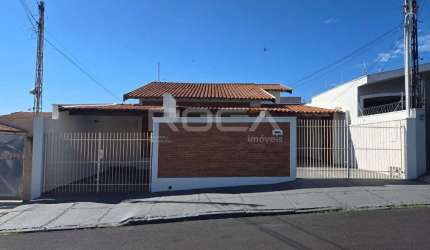 Casa à venda no Jardim Ricetti, São Carlos - 2 dormitórios e espaço aconchegante!