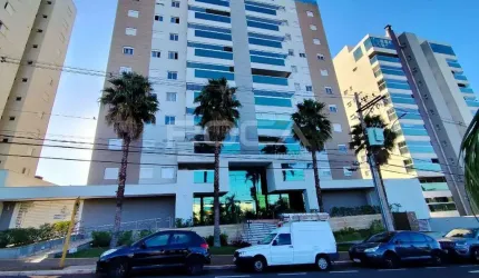 Aluguel de Apartamento Padrão com 3 Dormitórios em Parque Faber Castell, São Carlos