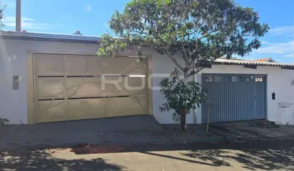 Casa padrão à venda e locação no Jardim Araucária, São Carlos