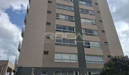 Aluguel de Apartamento Padrão com 2 Dormitórios no CENTRO de São Carlos