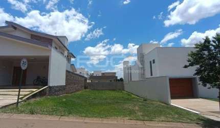 Terreno no Condomínio Quebec, São Carlos - Oportunidade única!