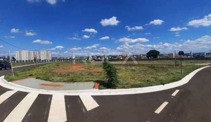 Oportunidade única! Terreno em condomínio à venda em Parque Faber Castell II, São Carlos.