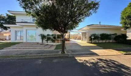 Espetacular casa de 6 suítes no Condomínio Damha I em São Carlos