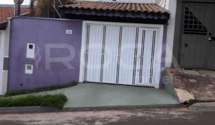 Casa à venda no bairro Jardim Medeiros, São Carlos: 2 dormitórios e espaço gourmet