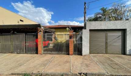 Casa de alto padrão à venda no Jardim Bandeirantes, São Carlos