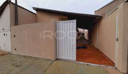 Casa padrão à venda no bairro Douradinho, São Carlos