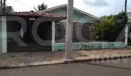 Venda de Casas / Padrão na cidade de São Carlos