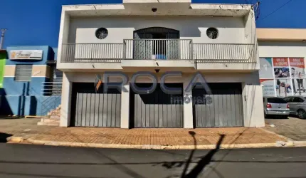 Venda de Casas / Padrão na cidade de São Carlos