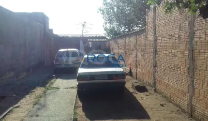 Venda de Casas / Padrão na cidade de São Carlos