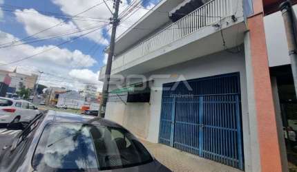 Casa aconchegante no CENTRO de São Carlos com 3 dormitórios e suíte