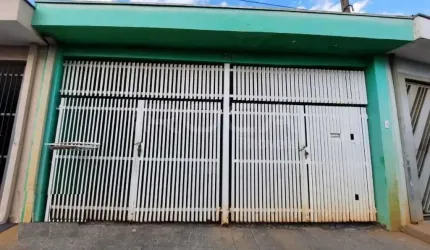 Venda de Casas / Padrão na cidade de São Carlos