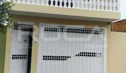 Sobrado de 3 dormitórios com 2 suítes em São Carlos - Cidade Aracy