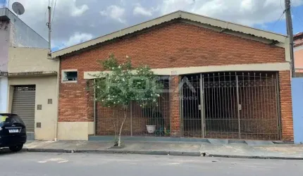 Venda de Casas / Padrão na cidade de São Carlos