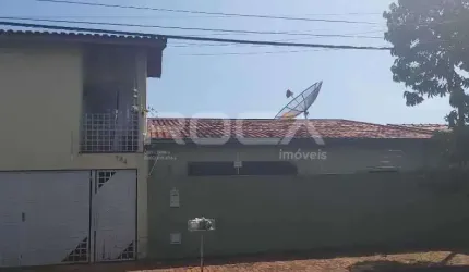 Casa padrão à venda em Santa Felícia, São Carlos - 3 dormitórios e suíte!