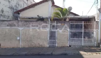 Venda de Casas / Padrão na cidade de São Carlos