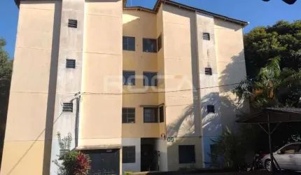 Venda de Apartamentos / Padrão na cidade de São Carlos
