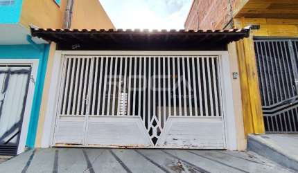 Aluguel de Casa Padrão no Bairro Cidade Aracy em São Carlos