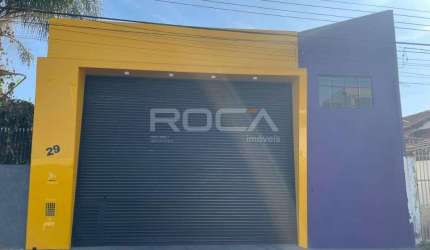 Amplo Barracão Comercial à Venda e Locação no Jardim Lutfalla, São Carlos