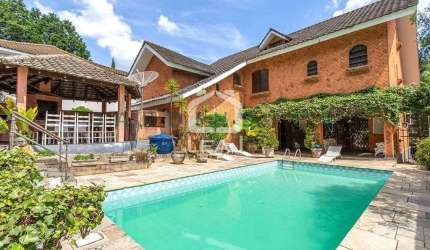 Casa com 600m²,  6 Dormitórios, 4 Suítes, 9 Vagas, à venda por R$3.990.000,00 ou locação por R$20.4