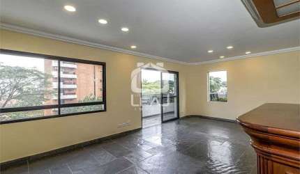 Apartamento à Venda em Moema, 220m², 4 Dormitórios, 1 Suíte, Varanda, 4 Vagas - R$ 2.180.000,00 - S