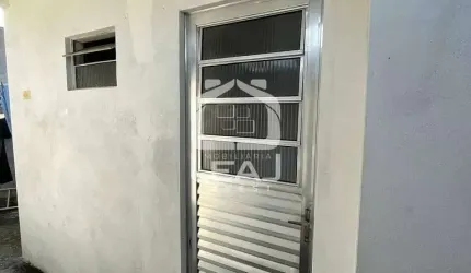 Casa com 2 cômodos para locação no Parque Santo Antônio, 38m² - R$ 600,00 - São Paulo, SP