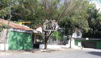 Casa para venda, 360 m2, 3 suítes, 3 vagas de garagem, na Super Quadra Morumbi, São Paulo, SP