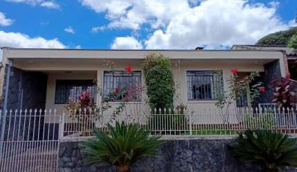 Casa 3 quartos, suite, salão churrasqueira, Barreirinha - jd Acácias,