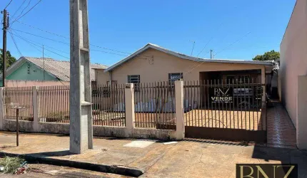 Casa Espaçosa com Edícula à Venda no Conjunto Padre Chico