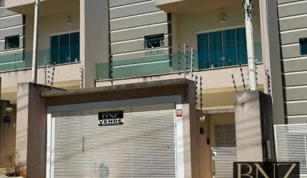 Sobrado de Alto Padrão no Jardim Parque Veneza:Luxo, Conforto e Localização