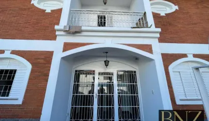 Casa Comercial para Venda ou Locação – Localização Estratégica no Centro