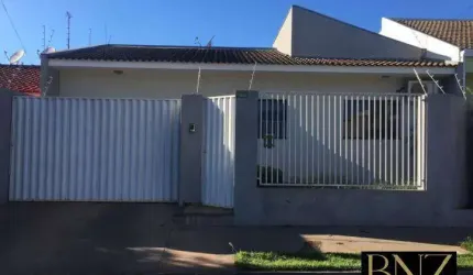 Casa a Venda no Jardim Universidade