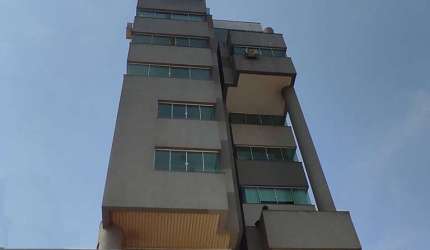 Apartamento à Venda no Centro